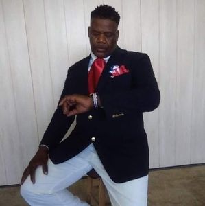 Meet your Posher, Martin